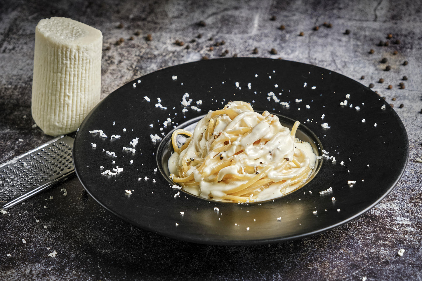 Cacio e Pepe sauce made with Fattoria Bio Hokkaido cheese (sauce only)